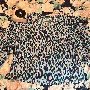 Nine West size large multi colored leopard top